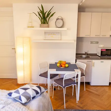 New Old Town Square Sdudio Πράγα