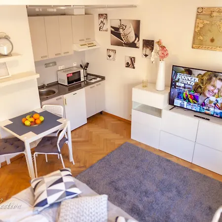 Apartment New Old Town Square Sdudio *