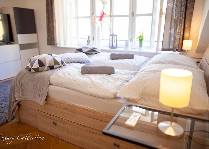 New Old Town Square Sdudio Appartamento *